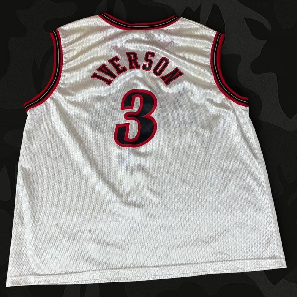 Vintage allen iverson philadelphia 76ers Champion jersey Size Large